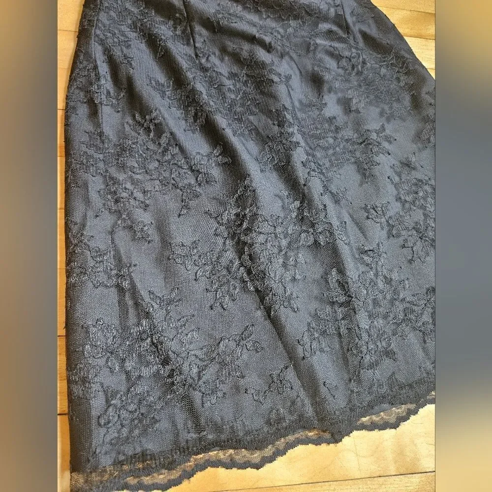 Vinatge BCBCMaxazria Black Lace Skirt